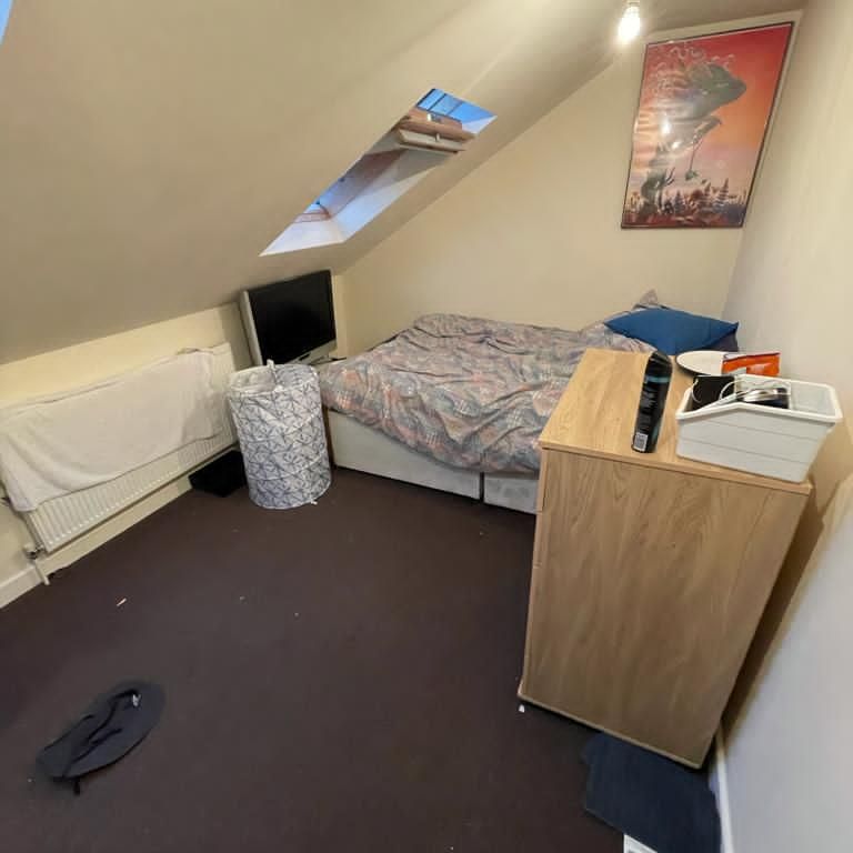 Blenheim Road - Photo 1