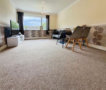 2 bedroom maisonette to rent - Photo 1