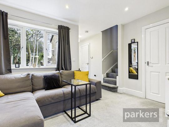 2 bedroom end of terrace house to rent - Photo 1