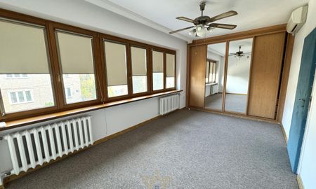 Warszawa, Mokotów, Służew, Niedźwiedzia - Photo 4