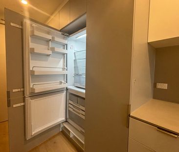 LUXURY APARTMENT LIVING IN BRUNSWICK! - Photo 6