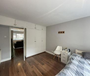 2 bedroom maisonette to rent - Photo 5