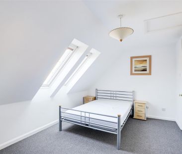 1 Bed Flat For Rent - Photo 1