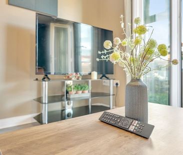 2 Bed Flat, Hever Hall, CV1 - Photo 3