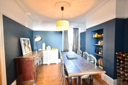 4 bedroom terraced house to rent - Photo 5