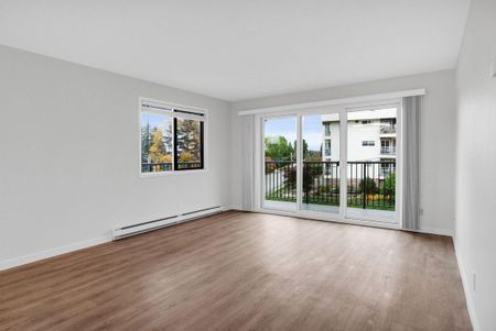 Cypress Glen Apartments - Photo 2