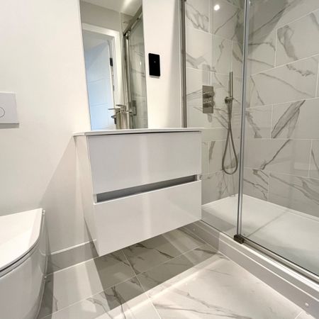 2 bedroom apartment to rent - Photo 4