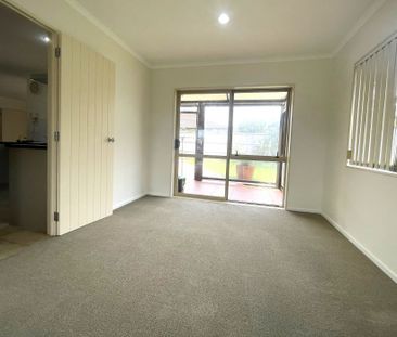 4 Bedroom in East Tamaki - Photo 4