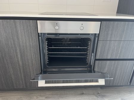 For Lease - 8 Widmer Street Unit# 3215, Toronto, Ontario - Photo 5