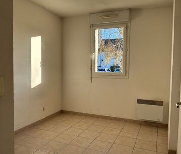 Location Appartement 2 pièces 38m² - Photo 4