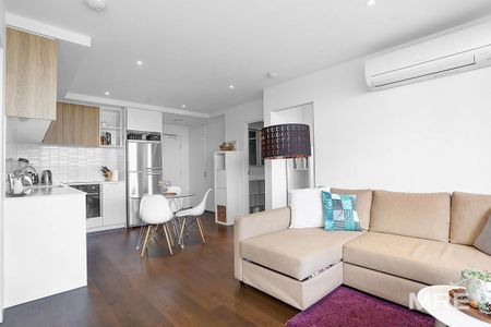 2208/3-5 St Kilda Road, St Kilda - Photo 4