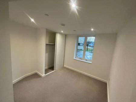 Room in a Shared Flat, Amour Court, NW10 - Photo 4