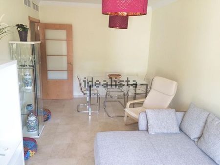 Alquiler de piso en Calle Cisne s/n - Photo 2