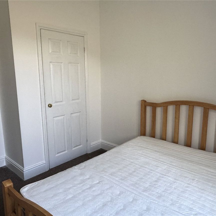 Bristol Road, - Photo 1