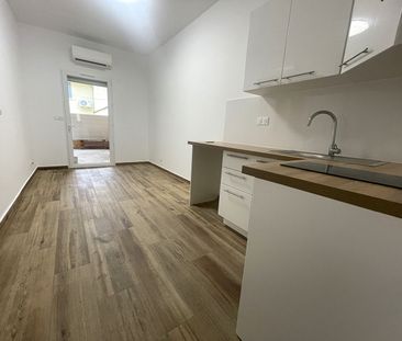 Location Appartement 1 pièce 17m² - Photo 2