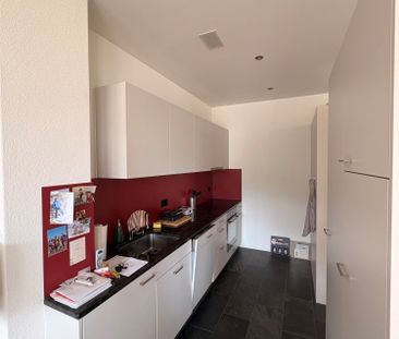 2.5 Zimmer, 81 m², 1. Stock - Photo 4