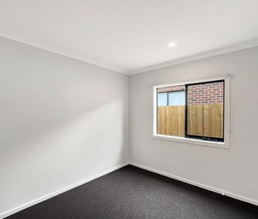 🏡 Brand New 4-Bedroom House in Wallan - Photo 5