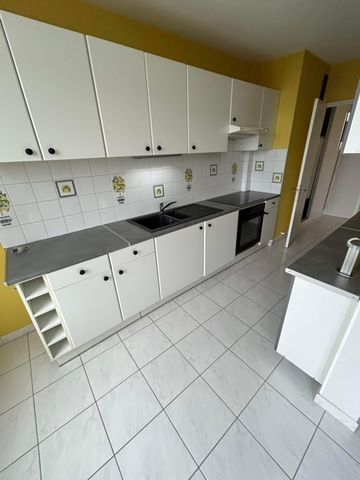 Location Appartement 3 pièces 57m² DOUAI 59500 - Photo 4
