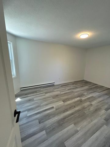 80 Vaudreuil unit B - Photo 2