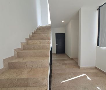 RENTA TOWNHOUSE EN PRIVADA LUANA CON ROOFTOP - Photo 5