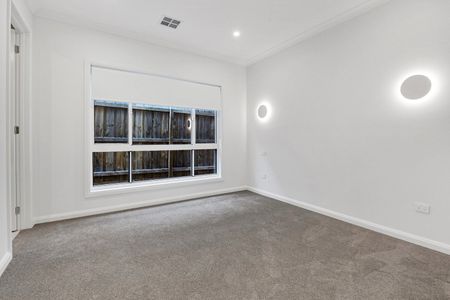 1/35 Sylvester Grove, Preston VIC 3072 - Photo 2