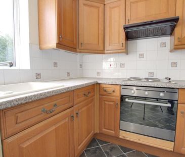 2 bedroom property to rent - Photo 1