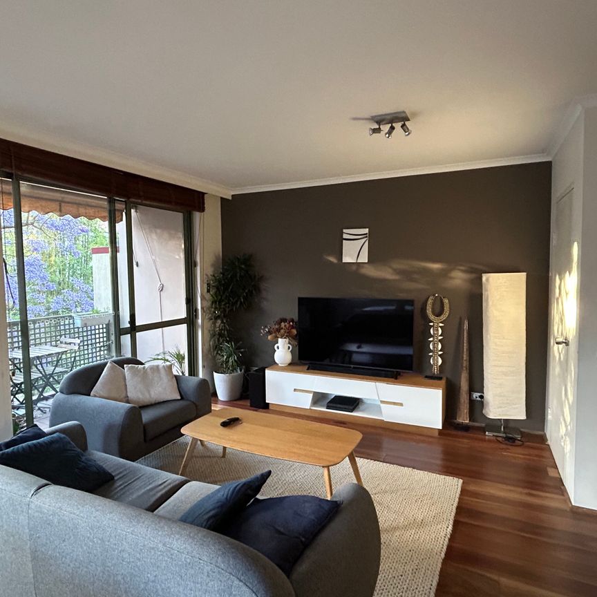 Surry Hills - Photo 1