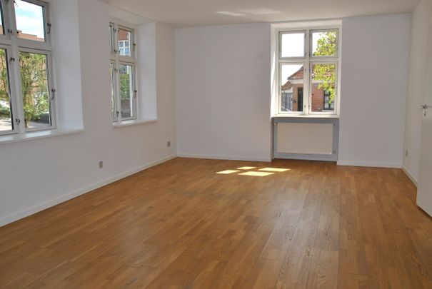 St. Sct. Mikkels Gade - Photo 1