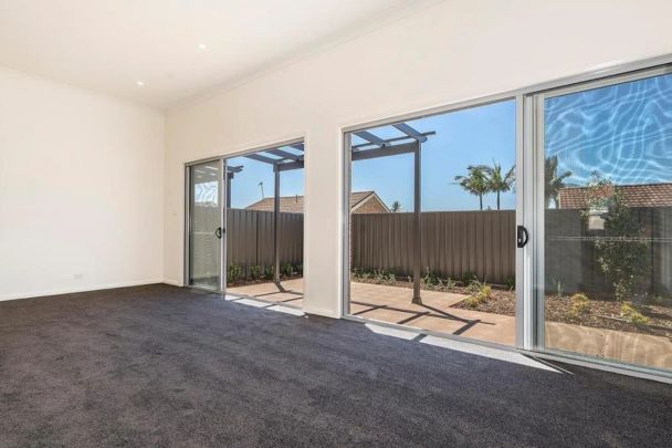 Three Bedroom Townhouse - Photo 1