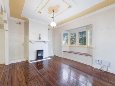 13 Braye Street, Mayfield NSW 2304 - Photo 4