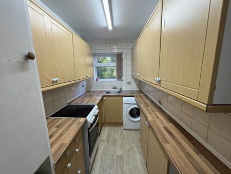 1 bedroom flat to rent - Photo 5
