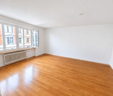 Grosszügige 5-Zimmer-Wohnung an zentraler Lage in Zürich - Photo 4