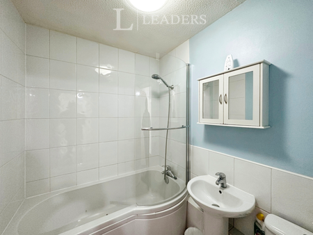 1 bedroom bungalow to rent - Photo 5