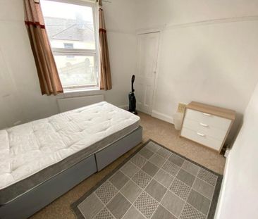 3 bedroom house to rent - Photo 2