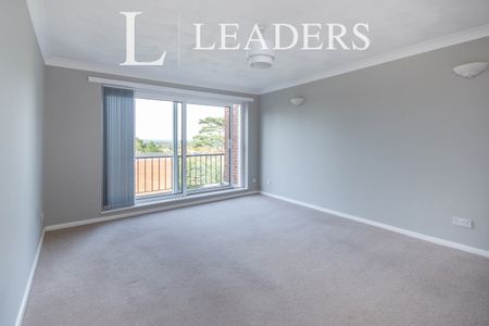 2 bedroom apartment to rent Belle Vue Road, Bournemouth, BH6 - Photo 2