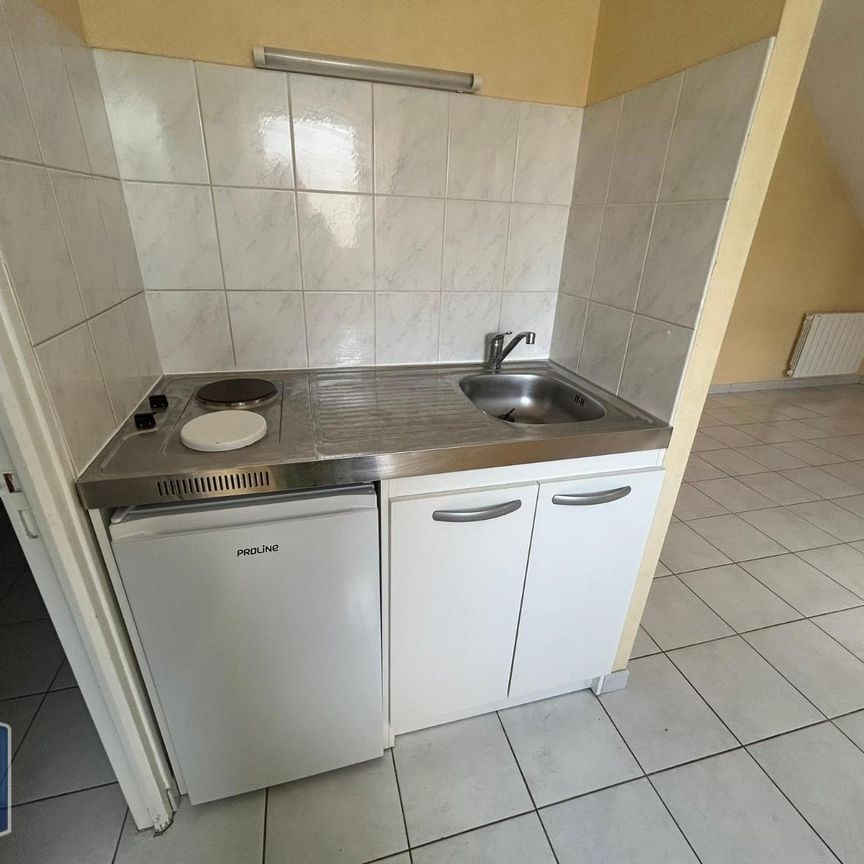 Location Appartement 1 pièce 23m² LAVAL 53000 - Photo 1