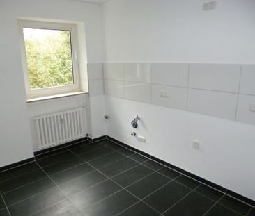 Sehr attraktive 3-Zimmer-Wohnung mit Balkon * komplett modernisiert * - Photo 4