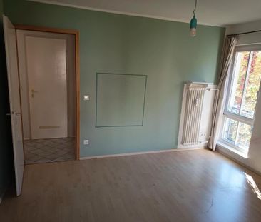 20qm Zimmer in 95qm Wohnung mit eigenem Balkon bis 01.02.2026 - Photo 1