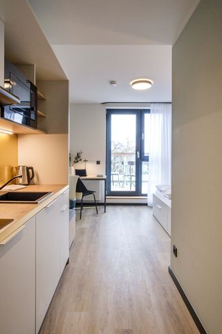 THE BASE BALCONY - Photo 2