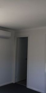 NEAT GRANNY FLAT! - Photo 4