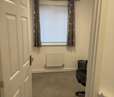 3 bed Semi-detached in Eaglestone Way , Conventry, CV2 2PE - Photo 4