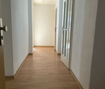 Alle haben Platz! Zentrale 5-Raum-Wohnung für die ganze Familie - Foto 1