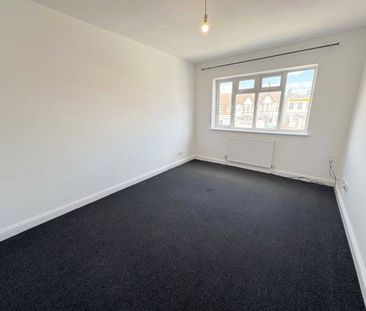 Watford Way, NW7, London - Photo 5