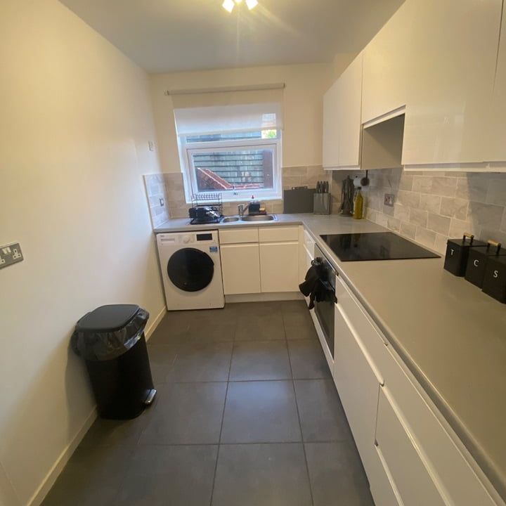 1 Bed Flat, Brook Court, SO15 - Photo 1