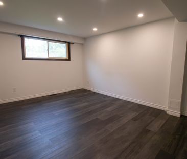 All Inclusive 2 Bedroom lower unit In Niagara Falls! - Photo 5