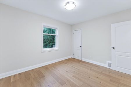 For Lease - 39 Reiner Road Unit# Upper, Toronto, Ontario - Photo 4