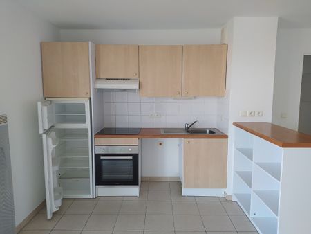 Location Appartement 3 pièces 65m² - Photo 5