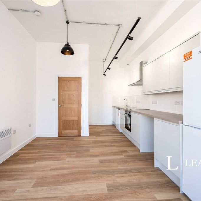 1 bedroom flat to rent - Photo 1