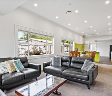 Spacious & Charming Character Home - Photo 5