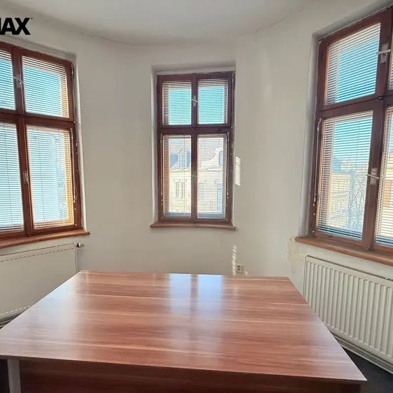 Pronájem bytu 2+1 pro studenty nebo pár- ulice Stodolní Ostrava - Photo 1